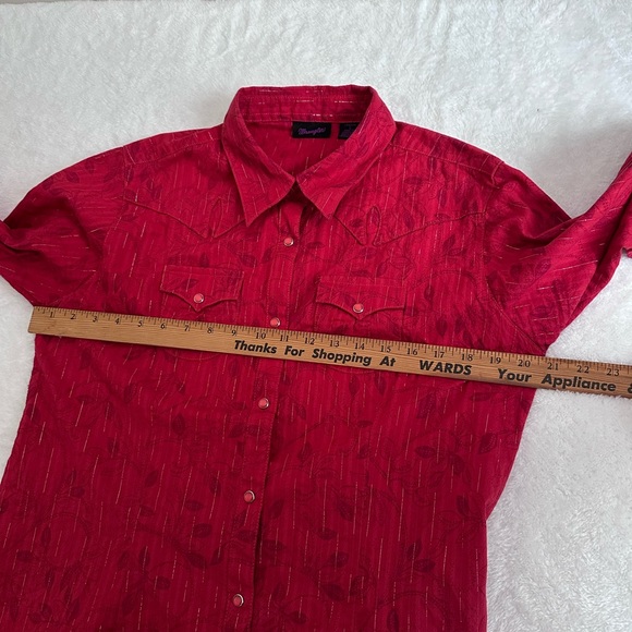 Wrangler Women’s Red Floral Western Snap Shirt - Metallic Stripe - Large - Picture 9 of 9
